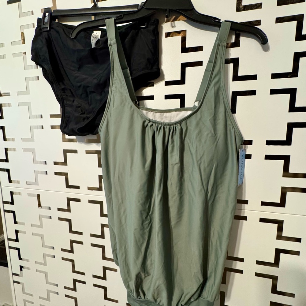 Yonique Blousan Tankini Set